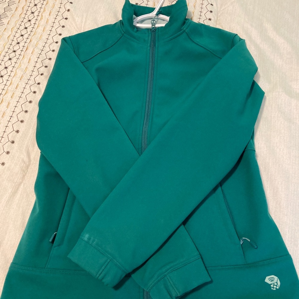 Womens Mountain Hardwear soft shell fleece jacket